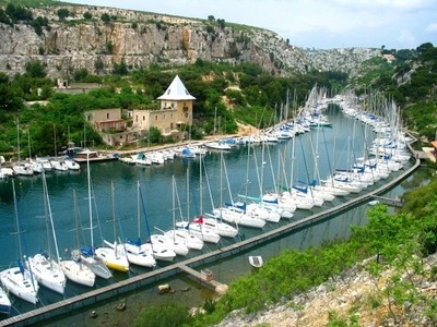 Le port de la Calanque de Port-Miou à Cassis