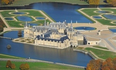 vue château et parc de chantilly