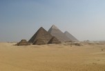 Pyramides