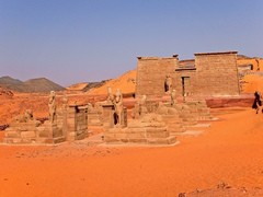 Wadi-el-Sebua
