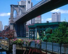 Photo River Café